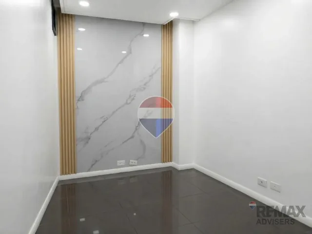 Venta de Oficina 109 m², Seguridad 24/7, Alborada, Guayas — imagen 2