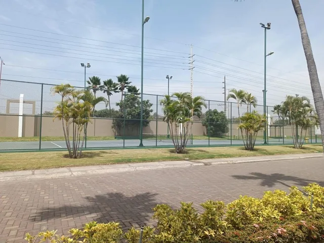 Solar Laguna del Sol Km 7,5 Samborondon, Guayas — imagen 4