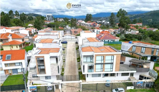 Casa en Venta - Challuabamba Tipo 6, Azuay — imagen 2