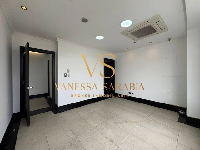 Oficina Comercial de 176 m² en Venta en La Carolina — imagen 4