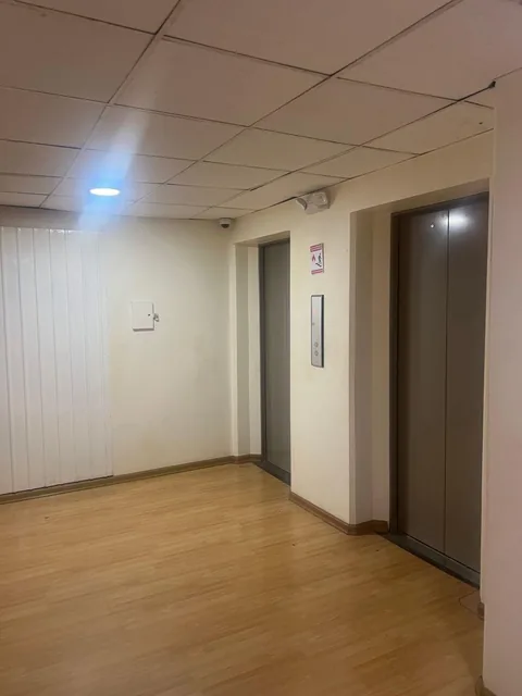 Venta Oficina 79 m² Torres de La Merced, Edificio Esq. Guayas — imagen 4