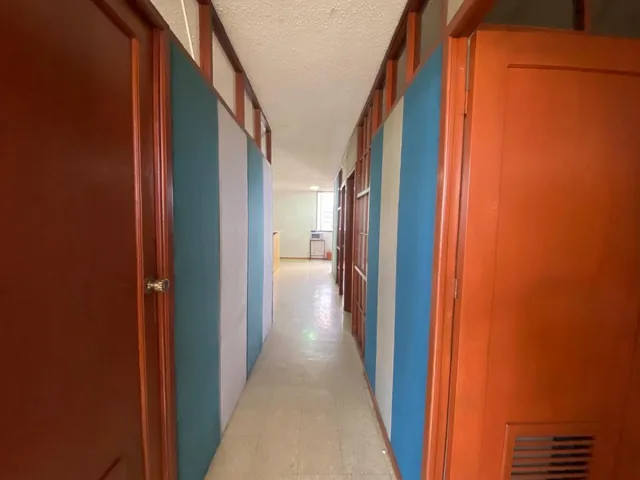 Oficina en Venta / Frente Al Sri / Quito - El Ejido — imagen 4