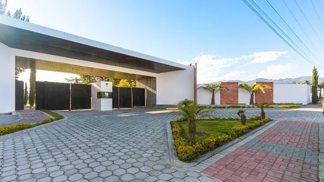 A Pocos Minutos de Quito Lotes Desde 600 m² en La Esperanza, Pedro Moncayo. Provincia de Pichincha — imagen 2
