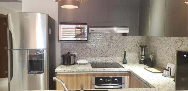 Departamento en Venta Full Amoblado en Arcos Plaza, Guayas — imagen 4