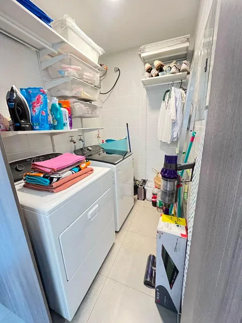 Vendo Lindo Departamento en Samborondon, Puerta Al Rio, 18 Meses de Antigüedad, 2 Parqueos, Guayas — imagen 2
