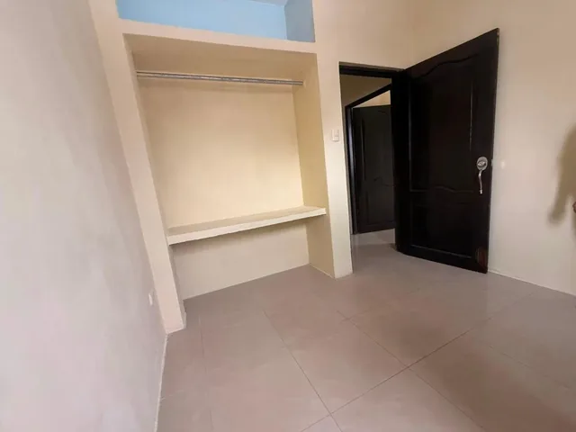 Se Vende Casa en Cerca de Villa España de 3 Dormítorios, Guayas — imagen 2