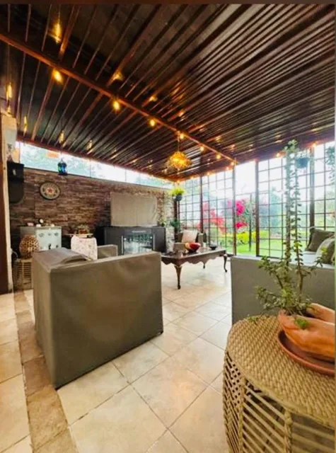 Excelente Casa en Tumbaco (La Ceramica) — imagen 4