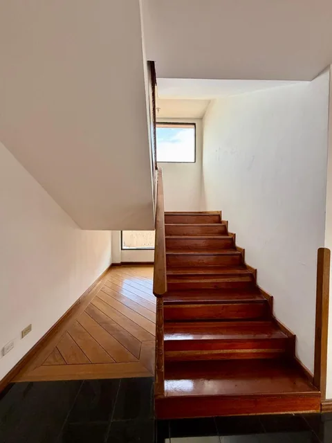 Penthouse Dúplex de 4 Habitaciones - en Venta - El Bosque - 460 m² — imagen 2