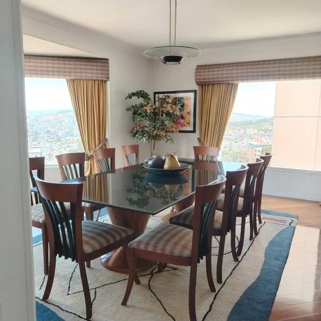 Departamento de 303 m² con 4 Habitaciones en Venta en El Norte de Quito — imagen 2