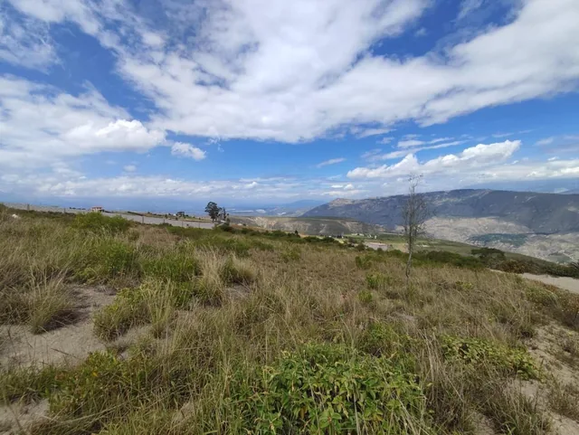 Terreno Independiente en Venta en Malchinguí, Entorno de Urbanizaciones Privadas — imagen 2