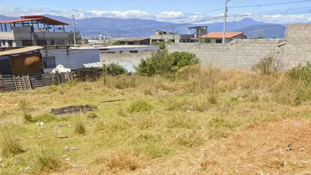 Terreno de 330 m² en Venta en Calderón — imagen 3