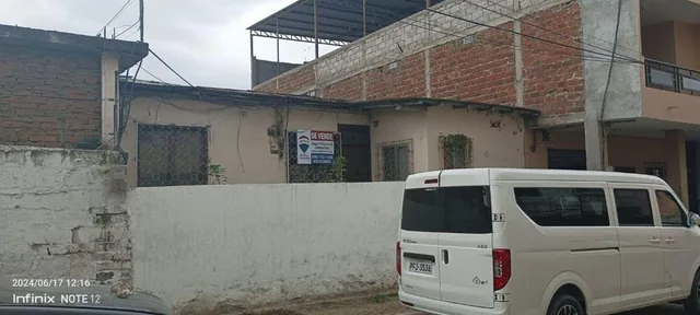 Terreno y Casa de Venta en Manta Zona Norte, Manabí — imagen 2