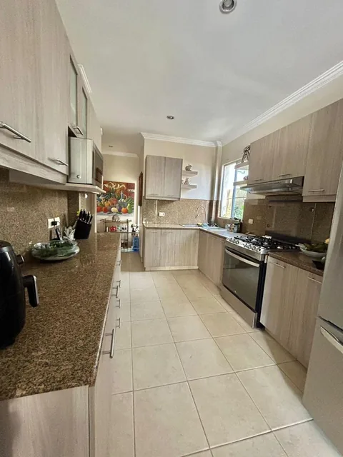 Venta de Villa en Guayaquil Tenis 4 Dorm., Guayas — imagen 4