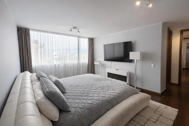 Departamento Amoblado en Venta en González Suárez Quito Ecuador — imagen 4