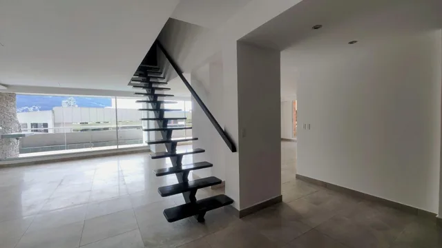 Vendo Elegante y Amplio Departamento en El Edificio Catalina Parc Torre 2 – Vista Espectacular — imagen 5
