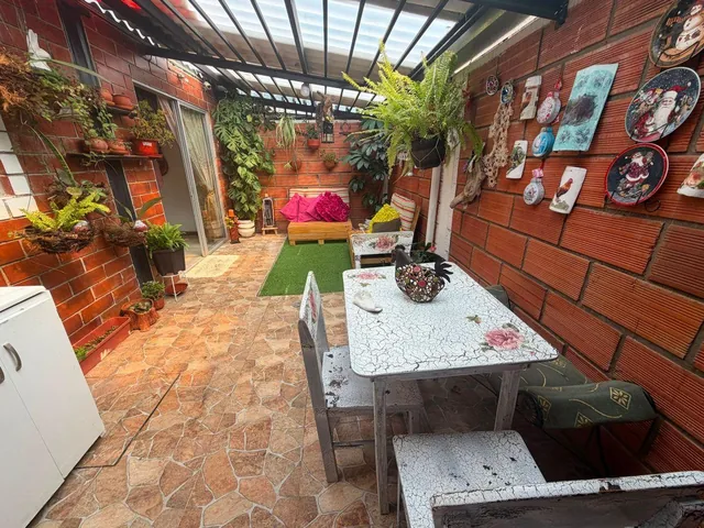 ¡Villa en Venta – Cuenca! sector Av Los Migrantes |, Azuay — imagen 3