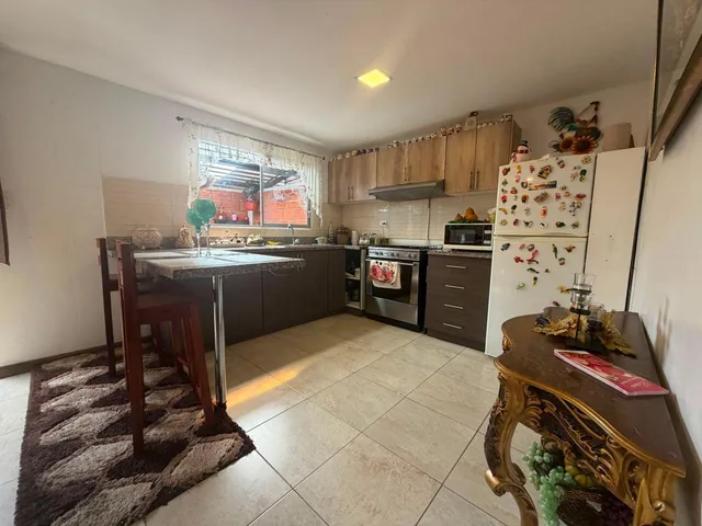 ¡Villa en Venta – Cuenca! sector Av Los Migrantes |, Azuay — imagen 2
