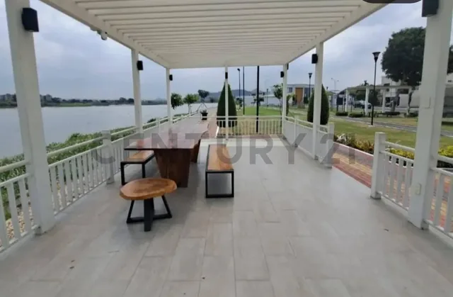 Venta de Terreno Esquinero en Urbanización Porton del Rio (Vicriel), Guayas — imagen 2