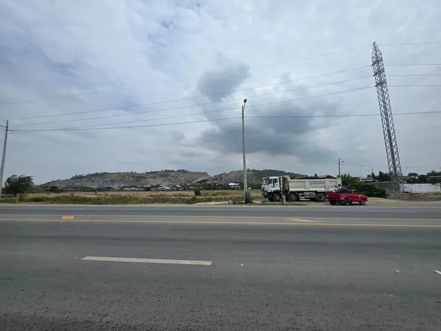 Vendo Terreno Al Pie de La Via, Salitre Km. 6, Ideal Para Urbanización, Guayas — imagen 2