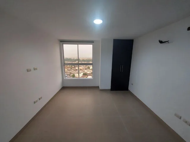 Departamento de Venta con Hermosa Vista a La Ciudad en El Portón de Las Lomas, Guayas — imagen 5