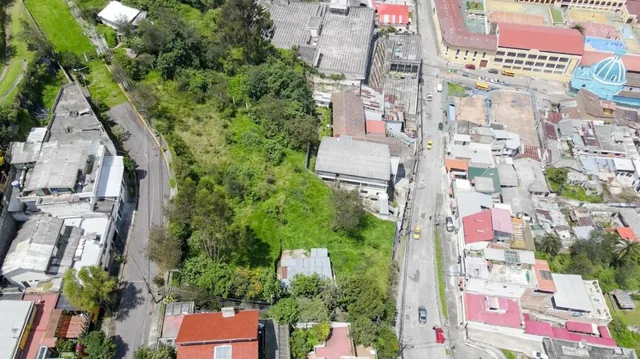 Terreno en Venta Itchimbia 2689 m² Vista Excelente — imagen 3