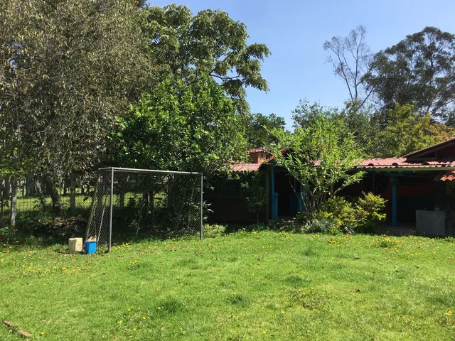 ¡Se Vende Amplio Terreno con Casa Patrimonial! sector Paccha️ a Una Cuadra de La Iglesia Central, Azuay — imagen 5