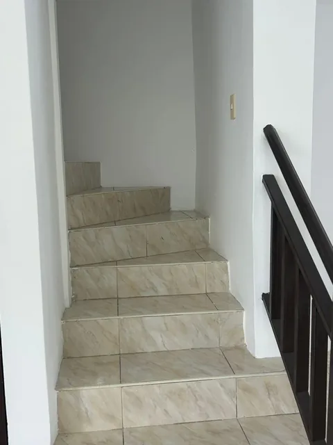 Málaga 2 Venta Casa Recien Remodelada, Guayas — imagen 3