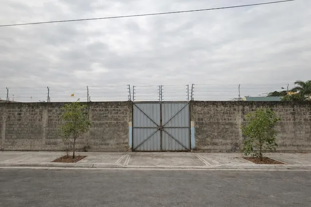 Terreno en Venta 2.700 m² - Uso Comercial, Mucho Lote 1, Norte de Guayaquil, Guayas — imagen 4