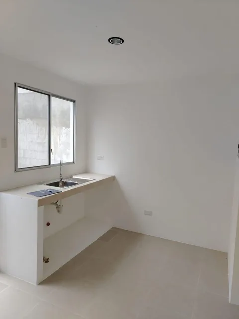 Venta Casa de Estreno en Urbanización Geranio – Km 22.5 Vía a La Costa (Wy), Guayas — imagen 3