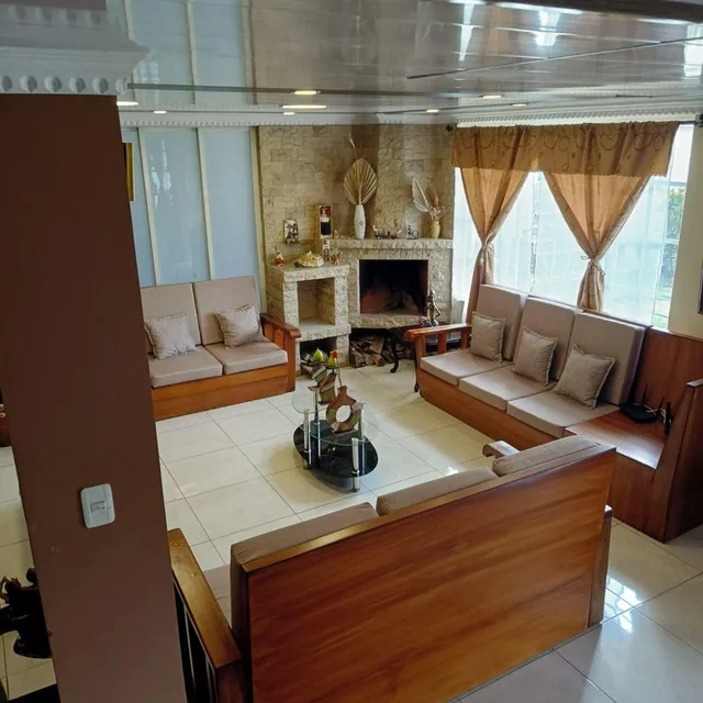 Vendo Casa con Local Comercial y Galpon — imagen 2