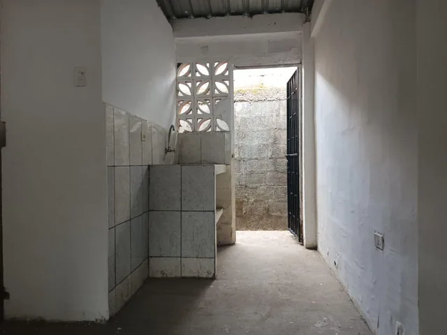 Venta de Casa Ciudadela El Recreo 3era Etapa Duran P. Pincay, Guayas — imagen 4