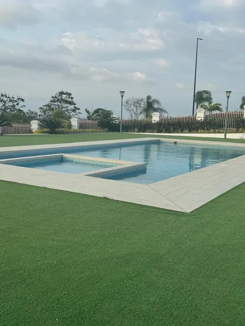 Terrenos en Venta en Exclusiva Urbanización Privada en Av Circunvalación, Manabí — imagen 5