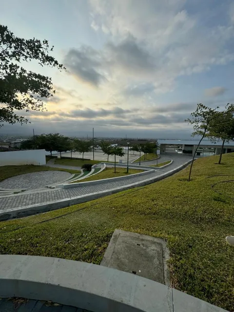 Terrenos en Venta en Exclusiva Urbanización Privada en Av Circunvalación, Manabí — imagen 2