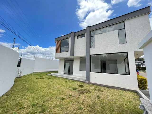 Nueva Casa Valle de Los Chillos No Adosadas La Armenia — imagen 3