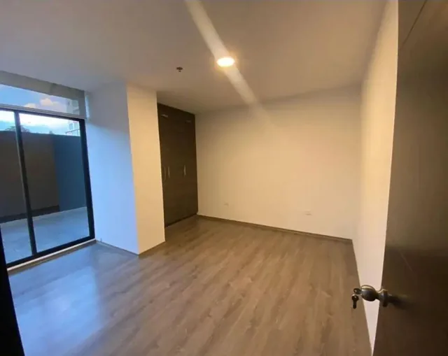 En Venta Departamento de 2 Dorm. + 2 Parking + Terraza + Bodega Av Portugal — imagen 3