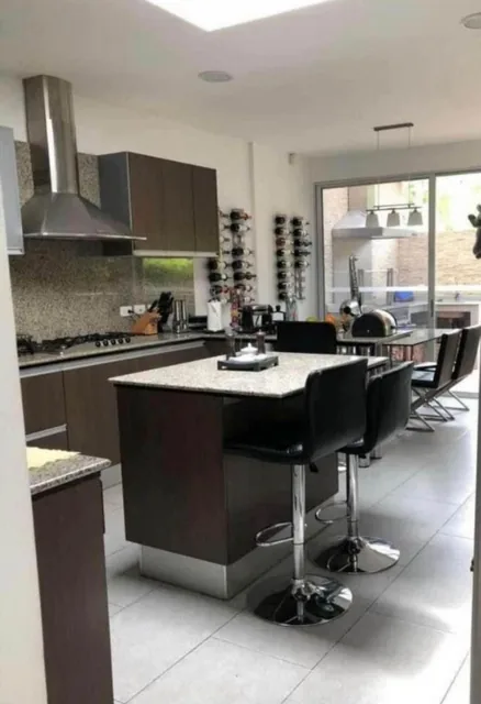 Vendo Casa en La Urbanización La Viña — imagen 3