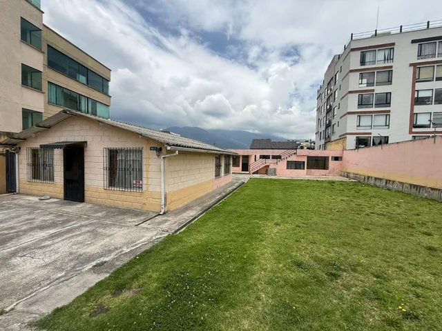 Terreno de Venta en El Sector La Kenedy Apto Para Edificio — imagen 4