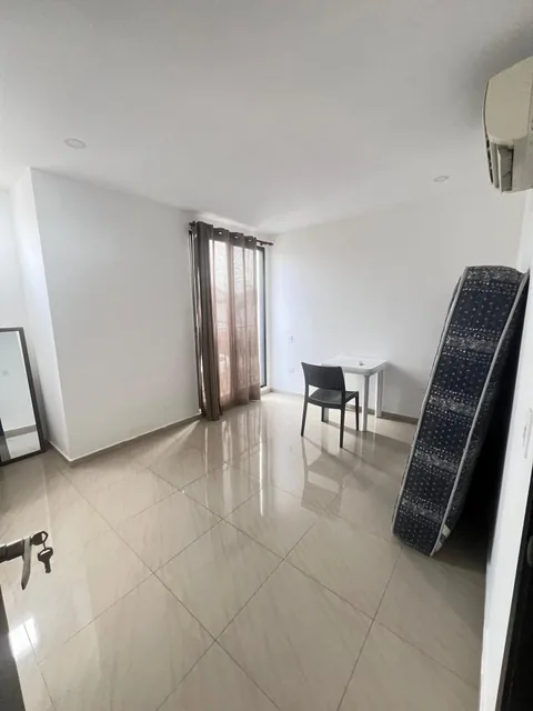 Vendo Casa con Jacuzzi en Urb Napoli, Guayas — imagen 4