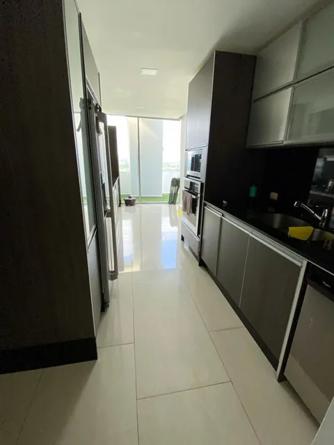 Penthouse de Lujo en Venta – Vista Panorámica y Terraza Privada, Guayas — imagen 2