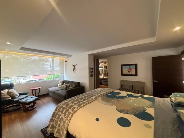 Hermosa Casa Independiente de Venta - Sector Granda Centeno — imagen 3