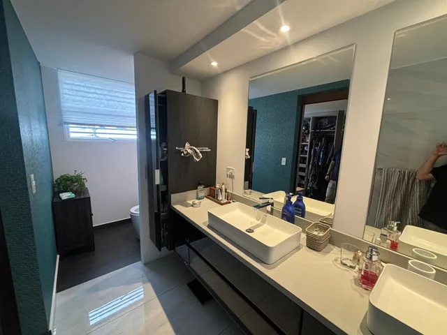Hermosa Casa Independiente de Venta - Sector Granda Centeno — imagen 2