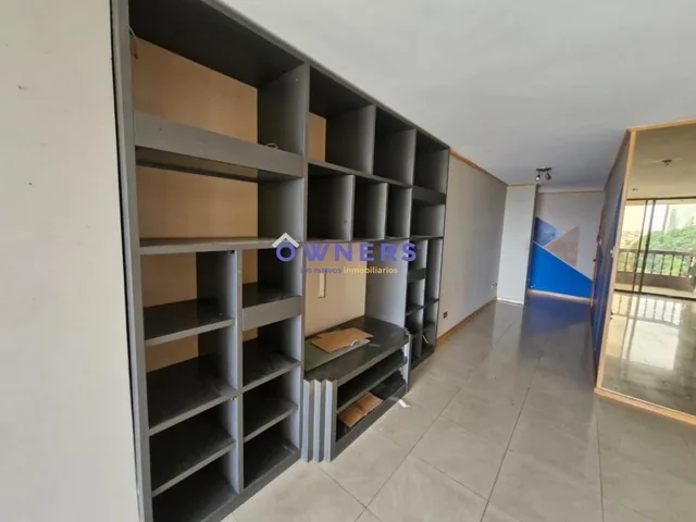 Venta de Departamento de 3 Habitaciones| Piscina| Seguridad 24/7| en Lomas de Urdesa (Lc), Guayas — imagen 2
