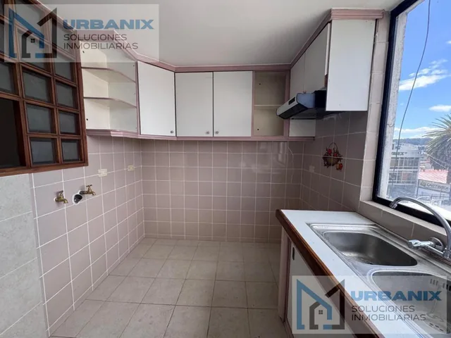 Venta Local Comercial + Departamento de 2 Dorm.. Provincia de Pichincha — imagen 4