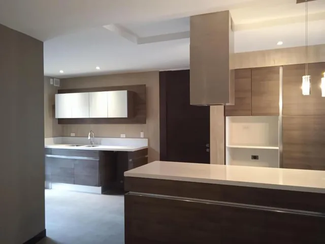 Venta Departamento de Lujo 3d - Sierra del Moral - Monteserrin — imagen 2