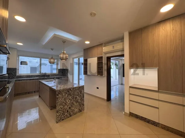 Venta de Casa en Samborondón, Km 7.5, Guayas — imagen 2
