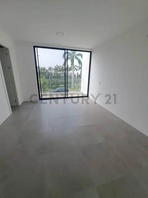 Casa en Venta en Urbanización La Costa, Etapa Costa Azul, Guayas — imagen 2