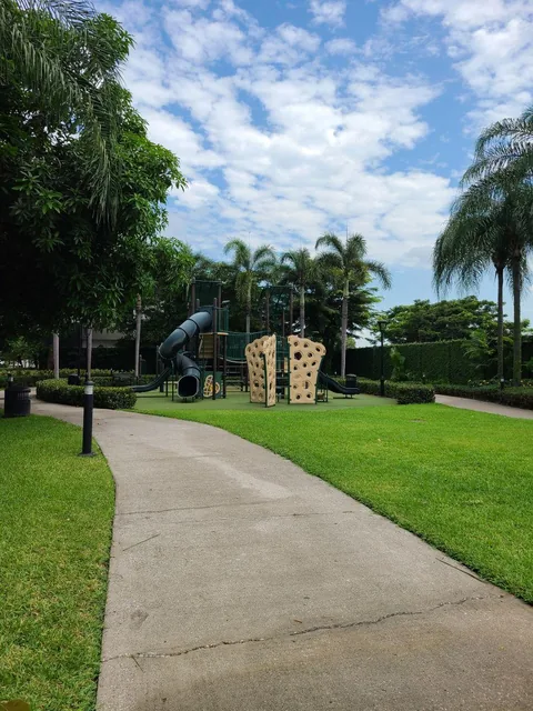 Isla Mocoli Urb. Peninsula Proyecto Personalizado de Casa a Estrenar en 10 Meses, Guayas — imagen 2