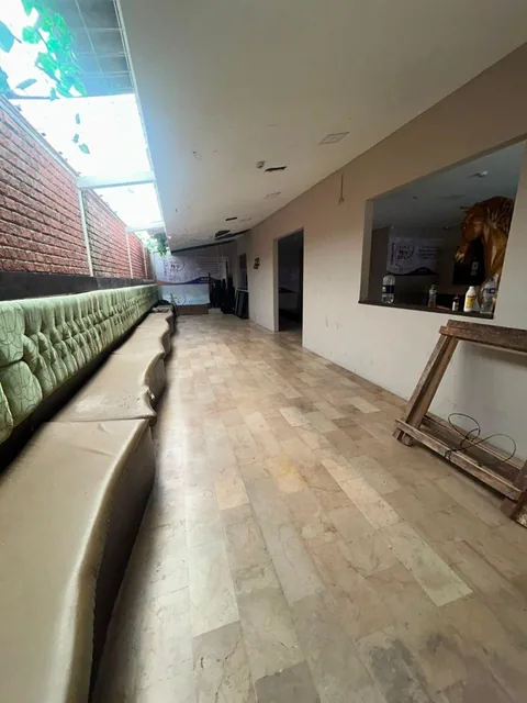 Urdesa Central, Venta de Casa con Suite Adicional. Guayas — imagen 2