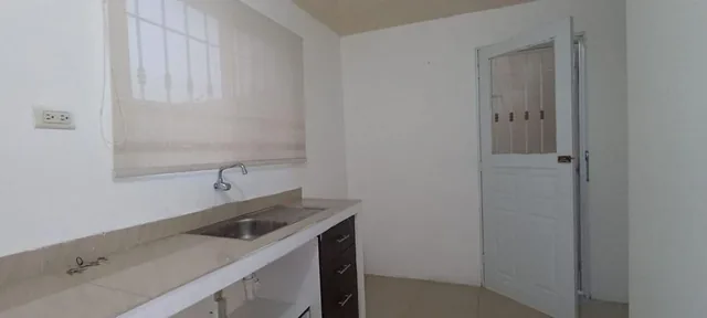 En Venta Casa Villas del Rey Pmanosalvas, Guayas — imagen 5