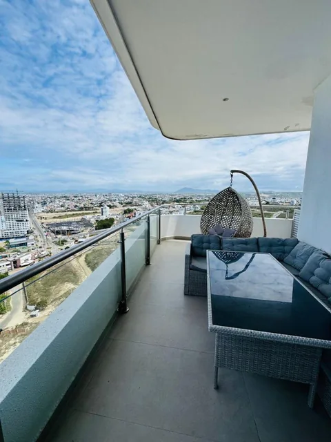 Venta de Departamento Amoblado de 3 Habitaciones Frente Al Mar, Manabí — imagen 2